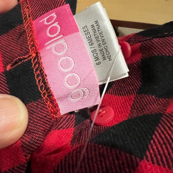 Red/Back Flannel Checker Dress w/🖤’s & Black Leggings for your little valentine - Picture 11 of 16